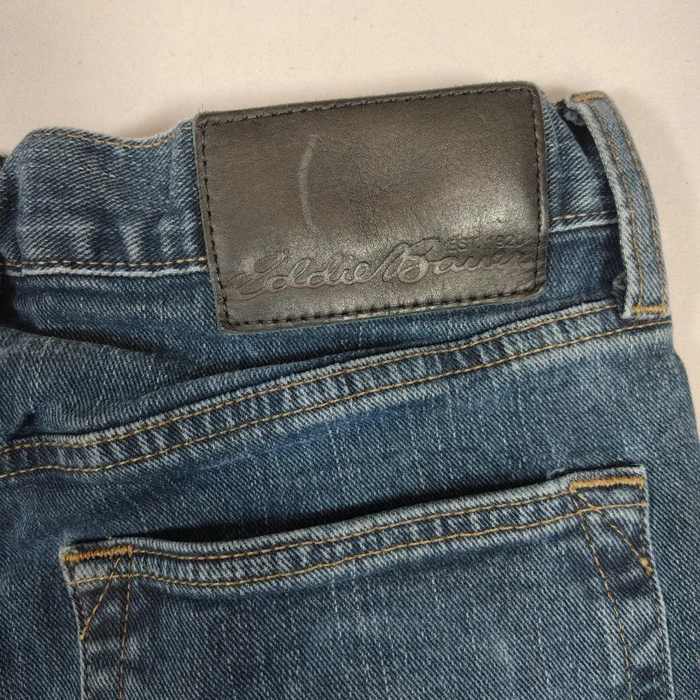 Eddie Bauer Jeans Mens 30x30 Blue Straight Leg Stretch Denim Cotton